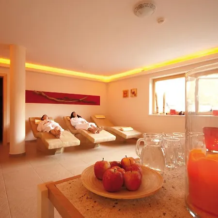 Garni Alpendiamant 4* Фис