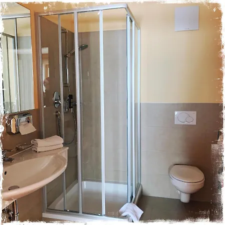 Отель Garni Alpendiamant 4*